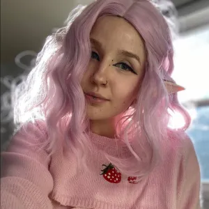 Miss Rose 🥀🌹