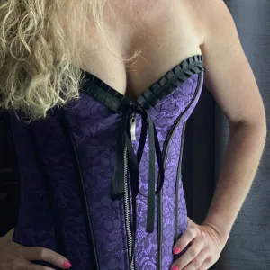 Amber H
