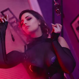 Mistress Alexxxia