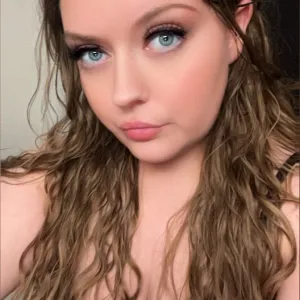 Ellie Kat