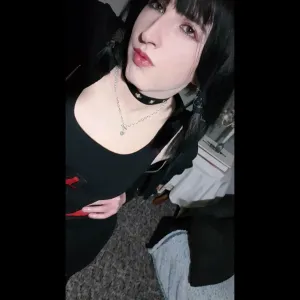 KhloeKissesx