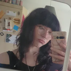 Emo Hoe Robyna
