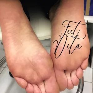 Feet_of_Dita