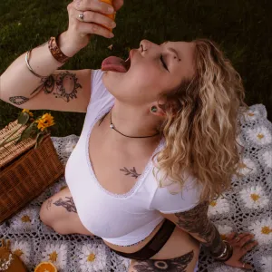 P ⛓️🖤