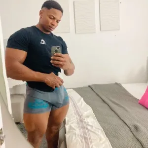 🍆🤤el negro de tres piernas🤤💦🍆