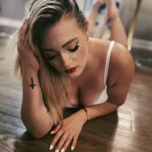Skylar Mooon 🌙✨