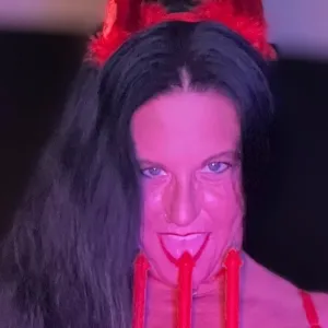DixxxieDevil69