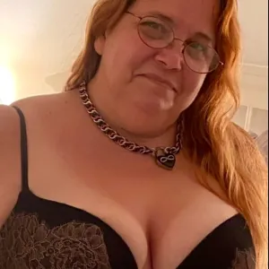 BBW Redheaded Reina (& Bear)