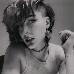 Luna Stroe