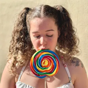 Lola Belle