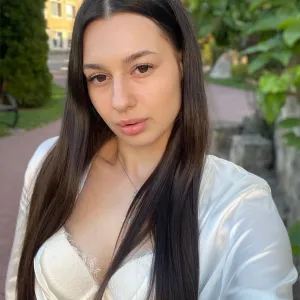 Miss Vikusiik, sexy queen 👑🍑