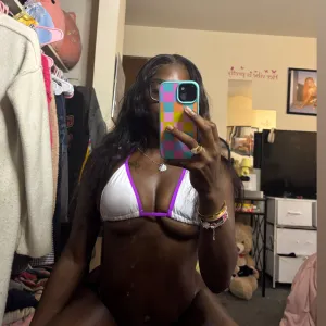 BrownieeezCakes