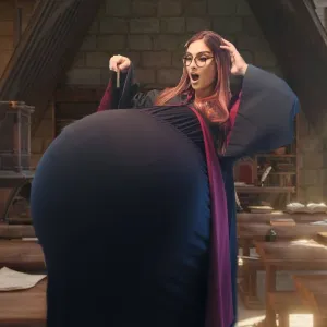 PreggoCosplay