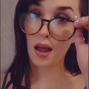 Khloe Jay