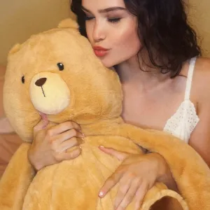 Clara