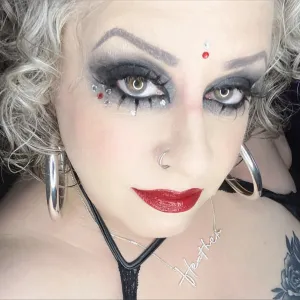 Gothy_Heather