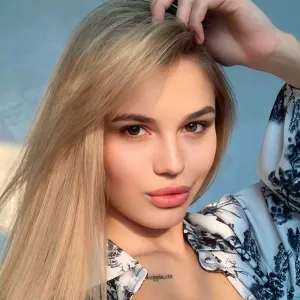 Alexandra Storm⚡