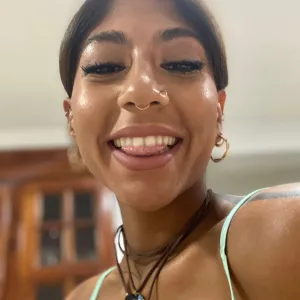 Nefertiti Vip