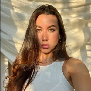 Giantess Kendrik