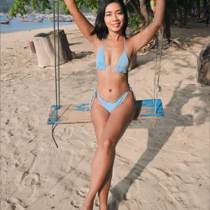 In Paradise with Yam