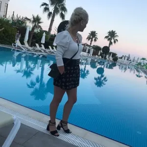 yourdreamgirl