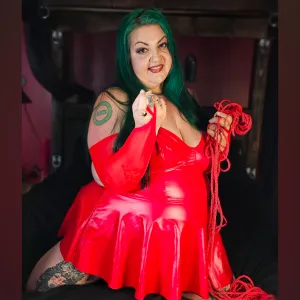 CheekyWitchx - No PPV/Premium