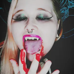Manic Zombie 💗
