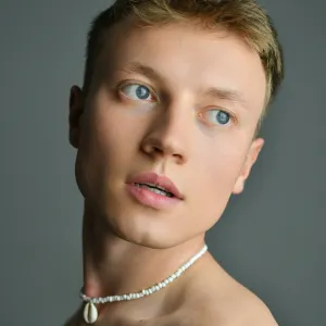 Ilon Twink 🔥