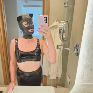 Shiny_Cat